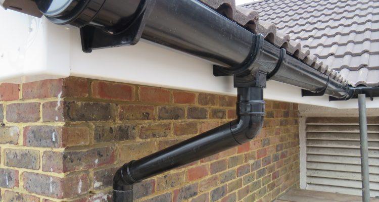 New,Guttering,And,Swan,Neck,Down,Pipes